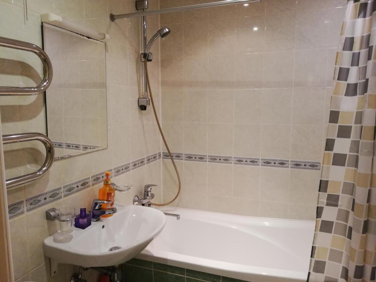 15 Minutes From The Beach And City Center 7 Minutes From The Airport Рига Екстериор снимка