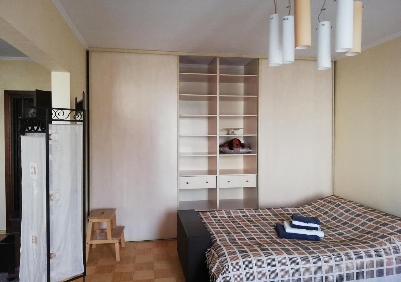 15 Minutes From The Beach And City Center 7 Minutes From The Airport Рига Екстериор снимка